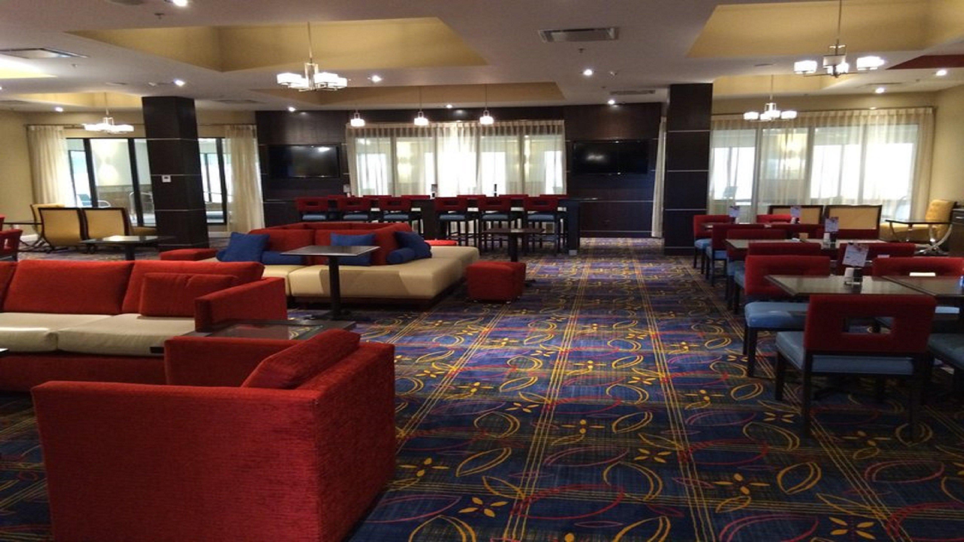 Holiday Inn Express And Suites Columbia University Area By Ihg Exterior photo