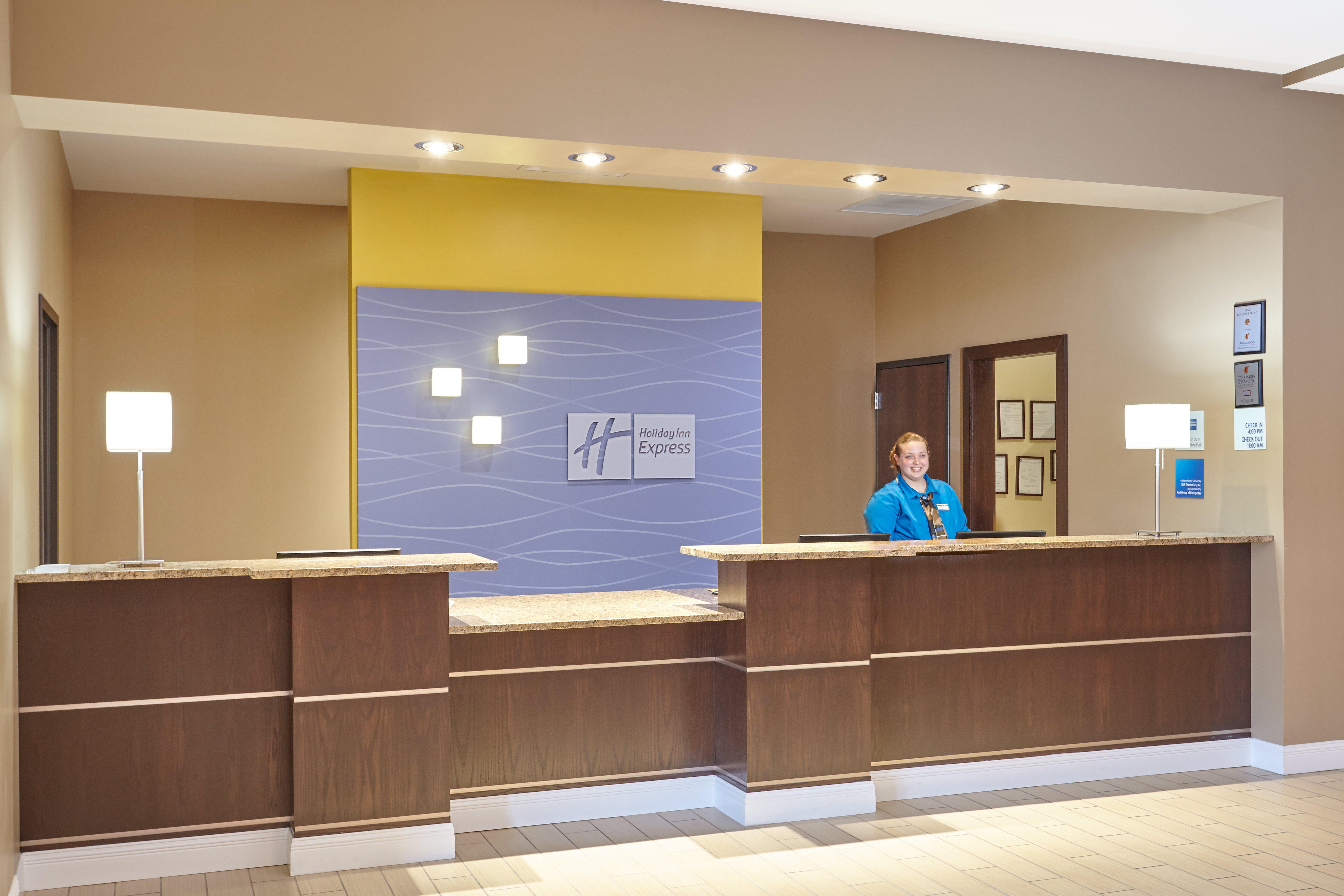 Holiday Inn Express And Suites Columbia University Area By Ihg Exterior photo