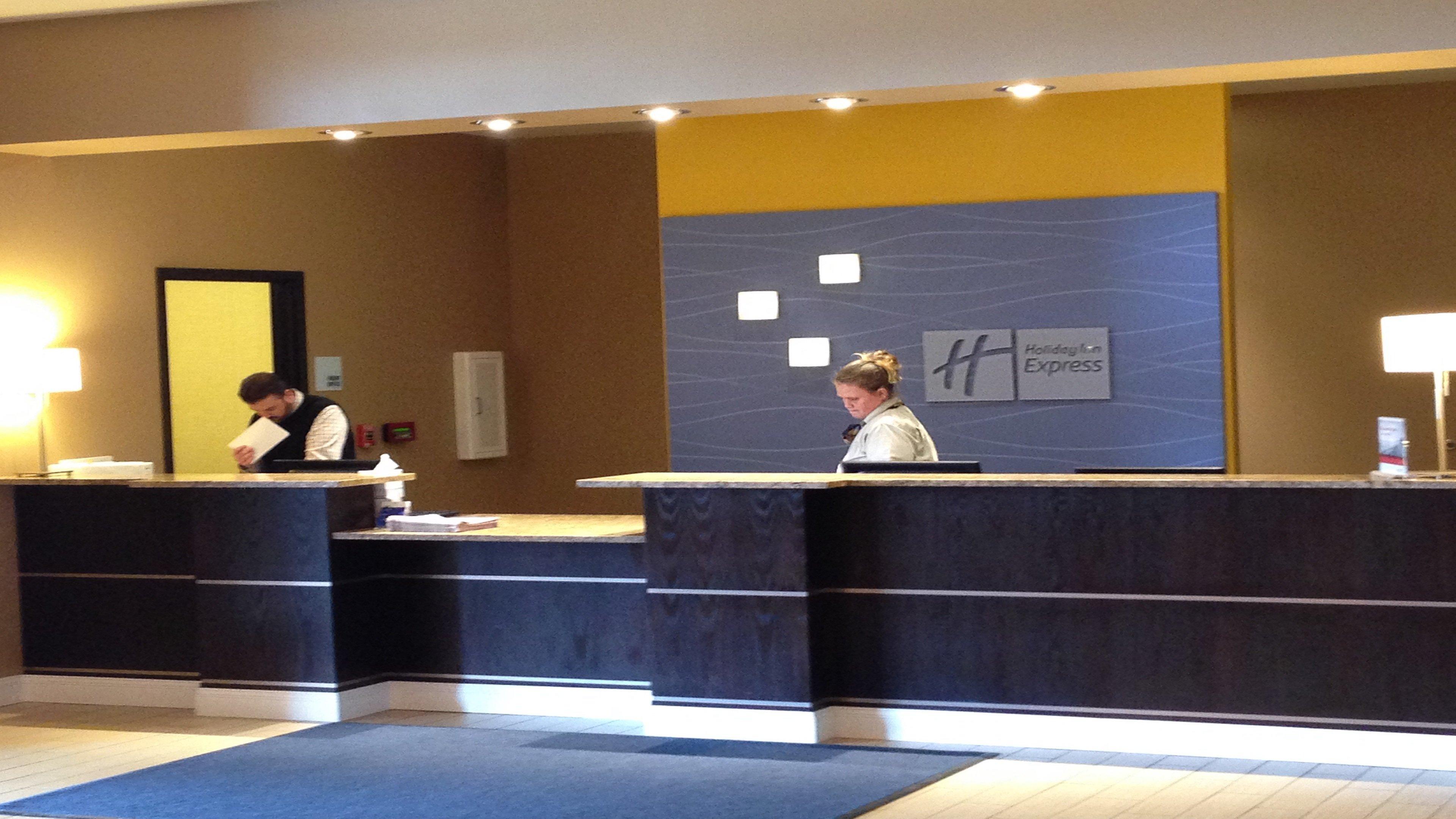 Holiday Inn Express And Suites Columbia University Area By Ihg Exterior photo