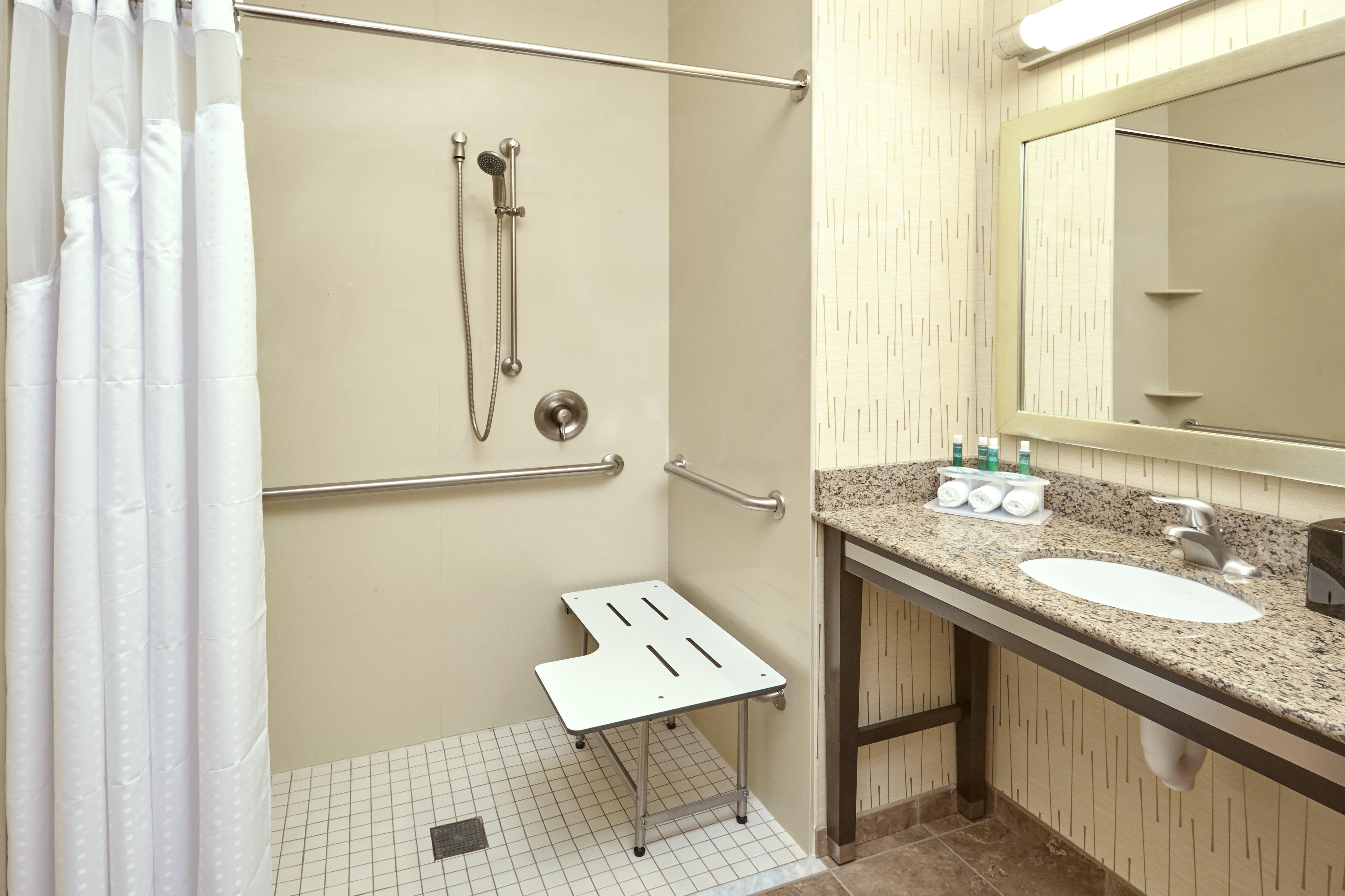 Holiday Inn Express And Suites Columbia University Area By Ihg Exterior photo