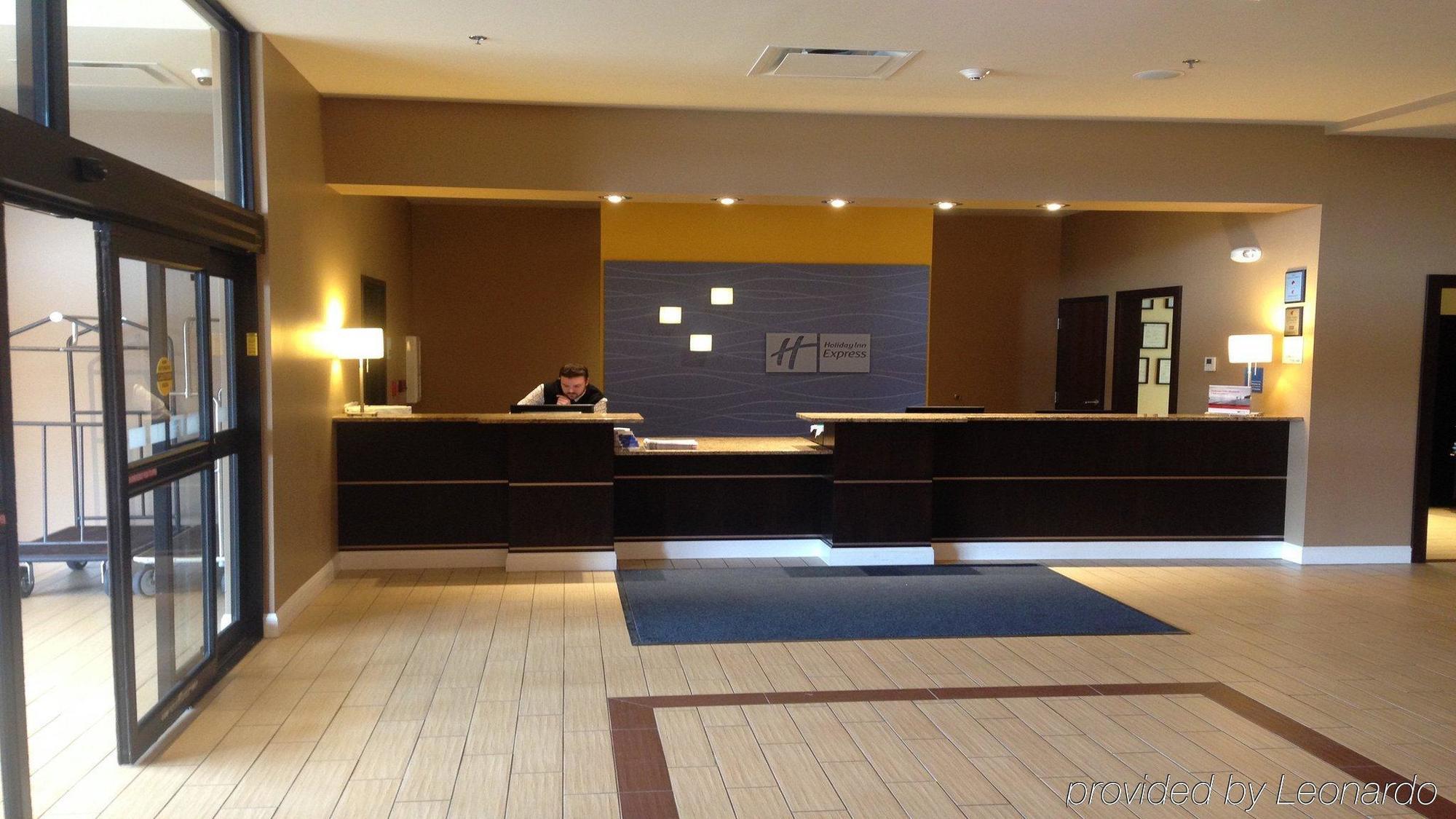 Holiday Inn Express And Suites Columbia University Area By Ihg Exterior photo