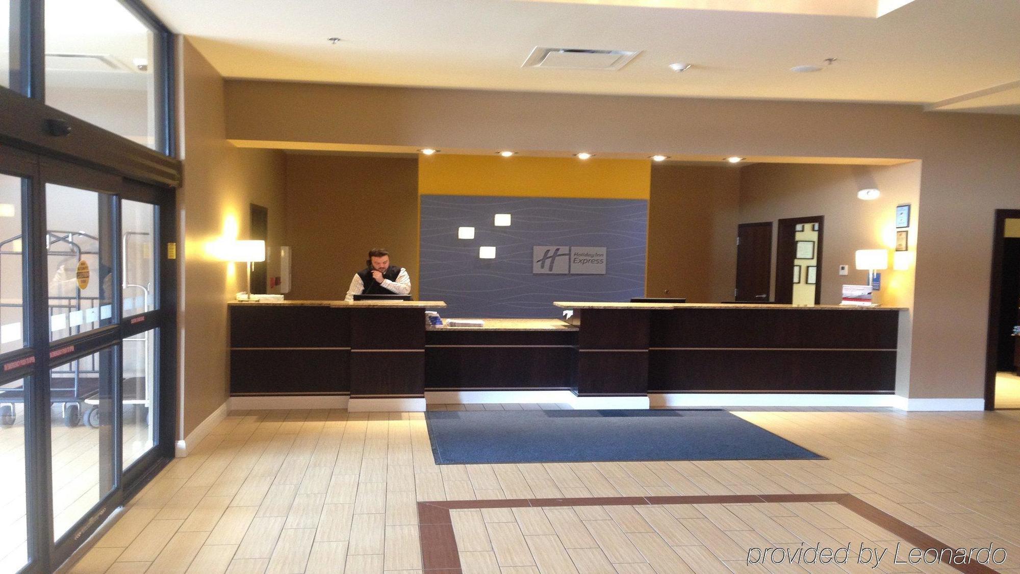 Holiday Inn Express And Suites Columbia University Area By Ihg Exterior photo
